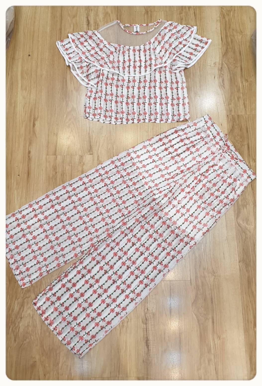 ชุดเซ็ทเสื้อกางเกงลายดอก