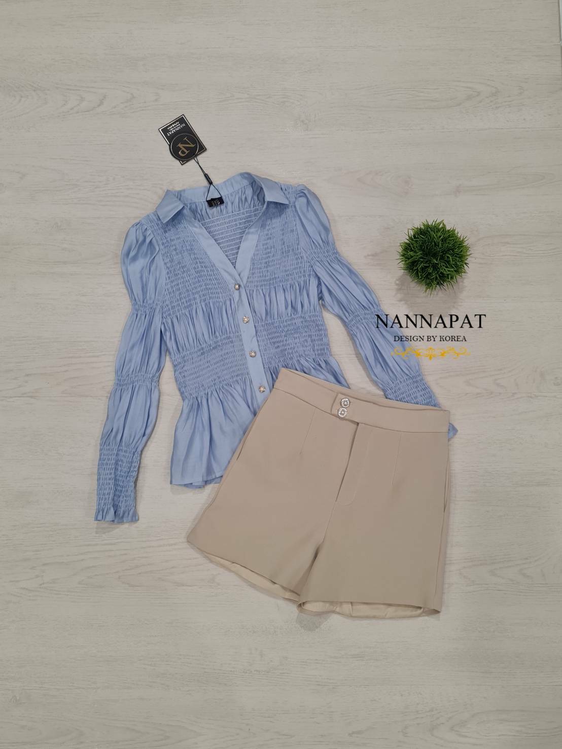 เสื้อกระดุมหน้า ช่วงตัวเป็นสม็อค