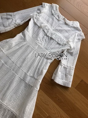 เดรสผ้าคอตตอนสีขาวปัก