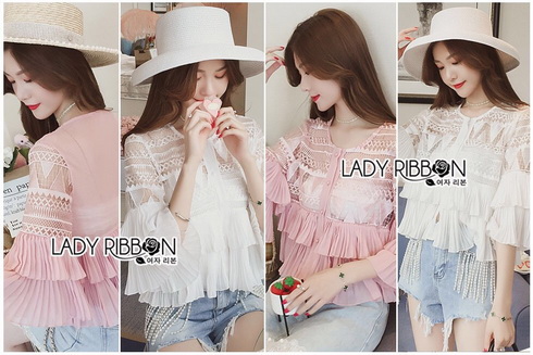 เสื้อผ้าลูกไม้และผ้าพลีตตกแต่งเลเยอร์สไตล์วินเทจ