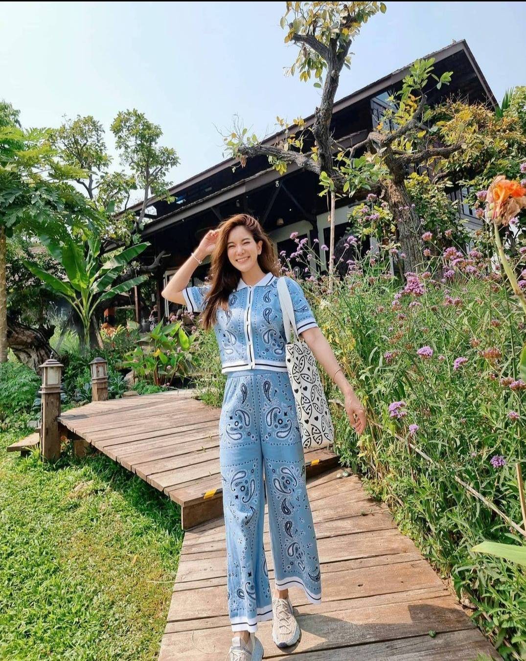 เสื้อกระดุมหน้า กางเกงทรงสวย