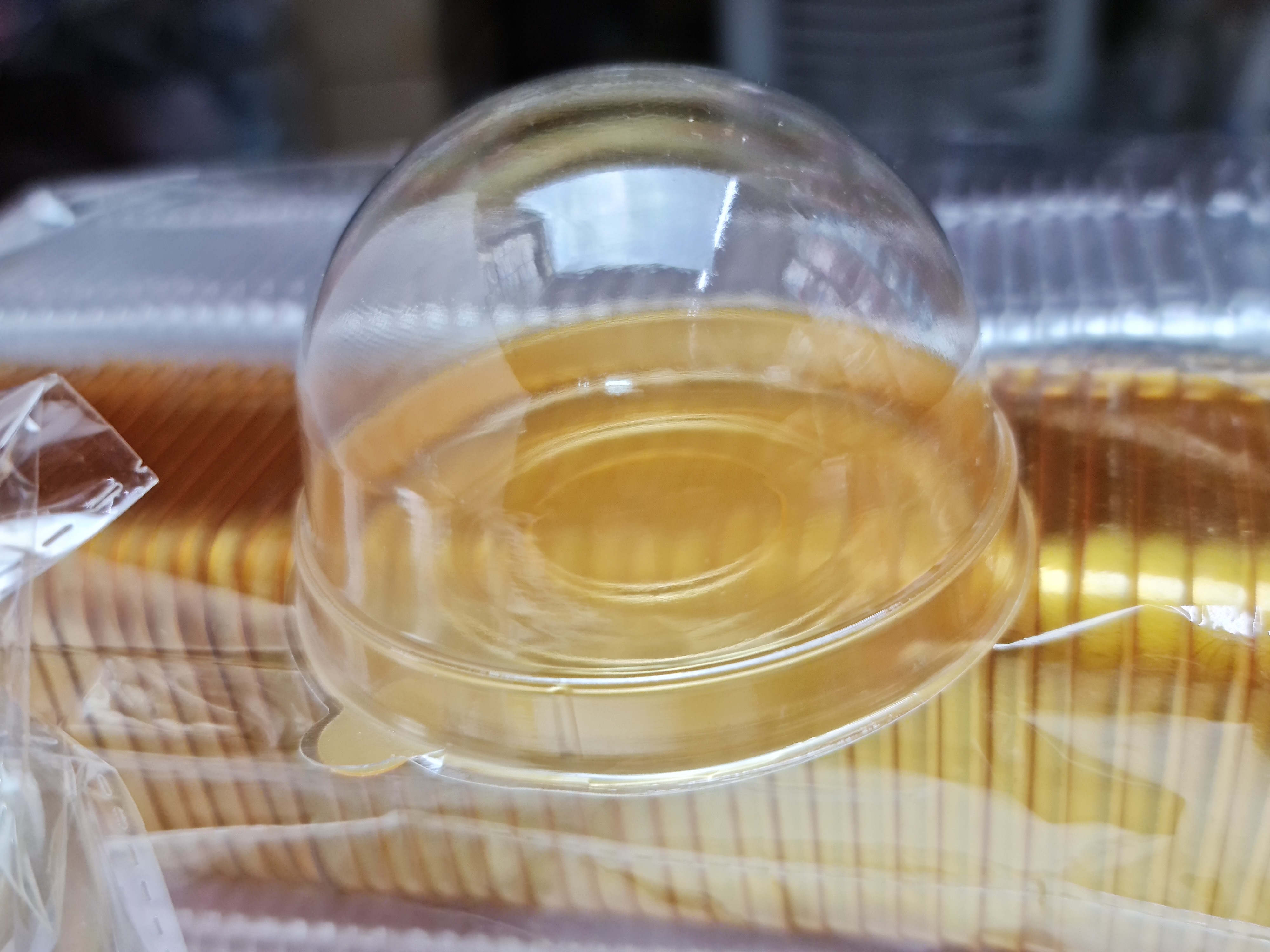 กล่องกลมฝาโดม 6.7*4.8cm. 50ชุด/แพ็ค กล่องขนมไหว้พระจันทร์ ขนมเปี๊ยะ ขนมวุ้น เค้กส้ม ของไหว้ ของชำร่วย bbpo j12