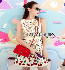 Lady Ribbon Mini Dress มินิเดรสสีครีมปักลายดอกไม้