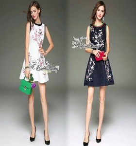 ชุดเดรสปัก ผ้า jacquard เนื้อดีใข้
