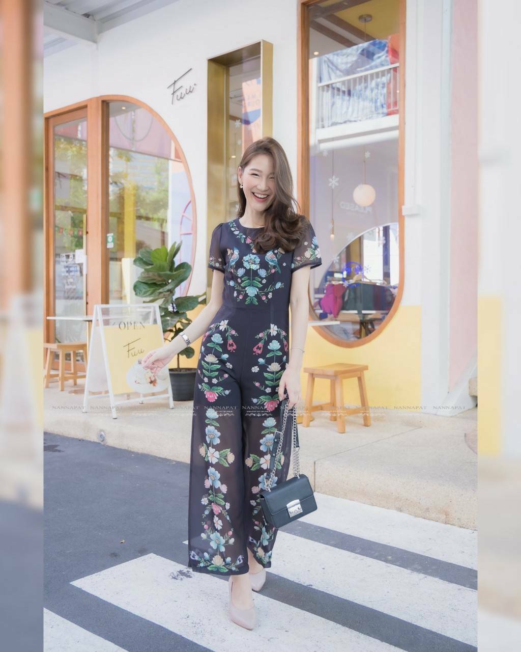 จั้มสูทผ้าหน้านิ่มใส่สบาย