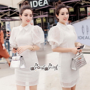เดรสสีขาวเนื้อผ้า Tulle แบบโปร่ง