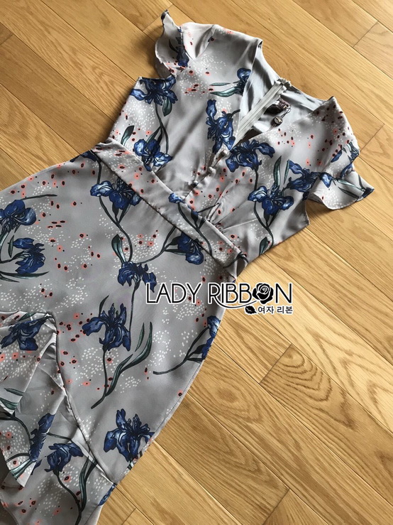 เดรสผ้าเครปสีเทาอ่อนพิมพ์ลาย