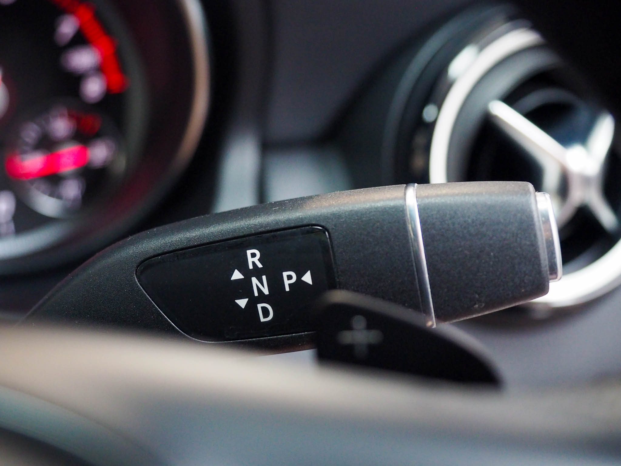 จองแล้ว CLA250 AMG Night Edition W117