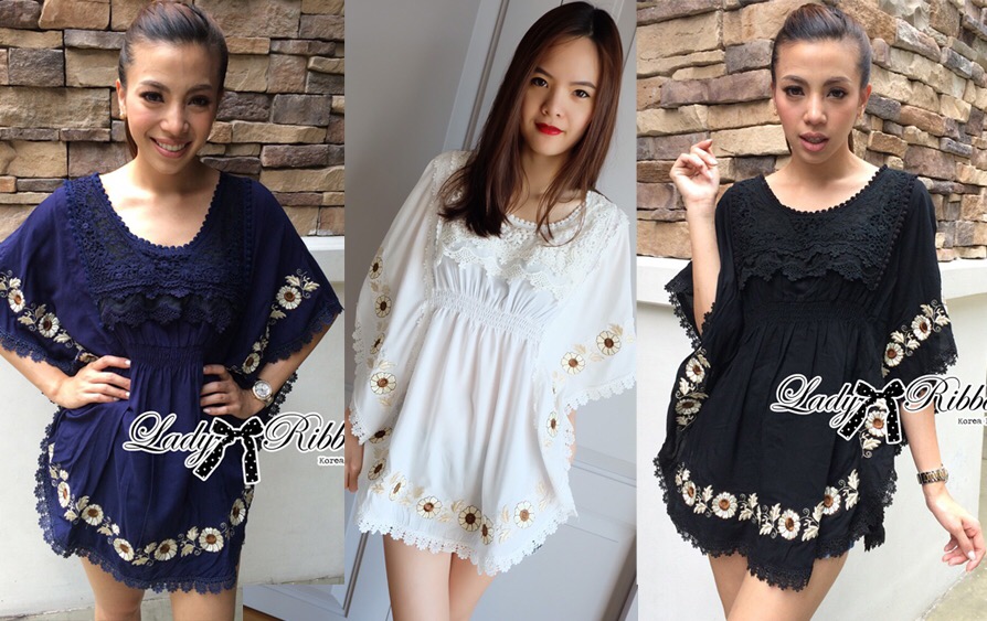 Ladyribbon Lady Ribbon เสื้อผ้าพร้อมส่ง เสื้อผ้า Lady Ribbon พร้อมส่ง เลดี้ริบบอน LR01230216 🎀 Lady Ribbon's Made 🎀 Lady Monique Spring Embroidered Lace Kaftan Dress