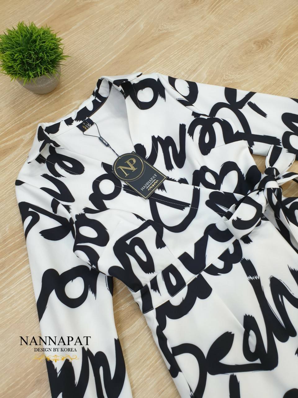 เพลสูทกระโปงลายผ้าหนานุ่มใส่สบาย