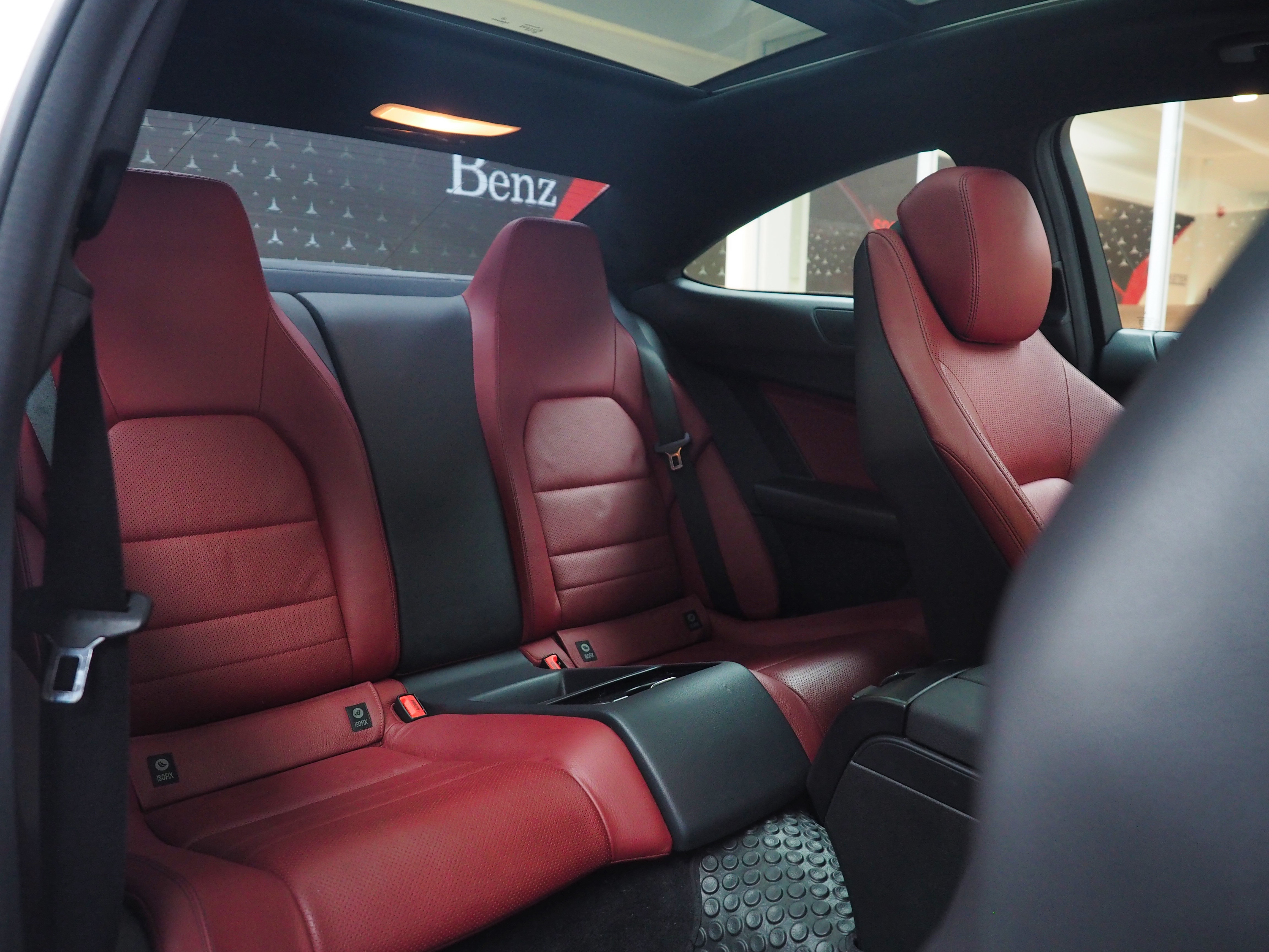 จองแล้ว C180 Coupe AMG W204