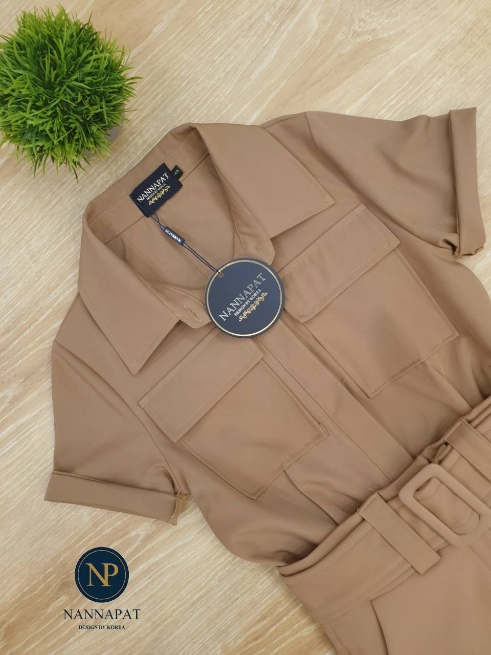 เสื้อคอปกกระดุมหน้า