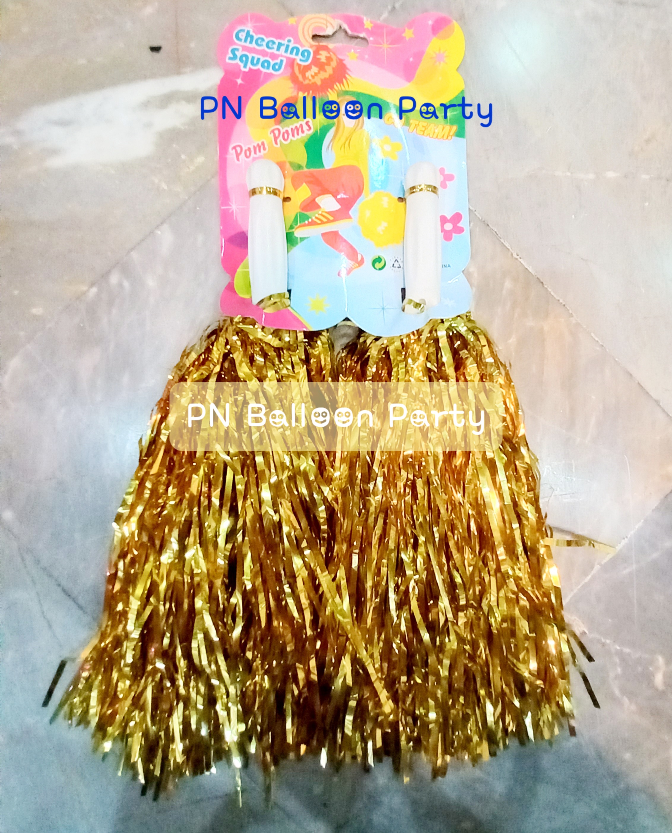 พู่เชียร์กีฬาสี ปอมปอม 1 คู่ = 2 ชิ้น พร้อมส่งในไทย