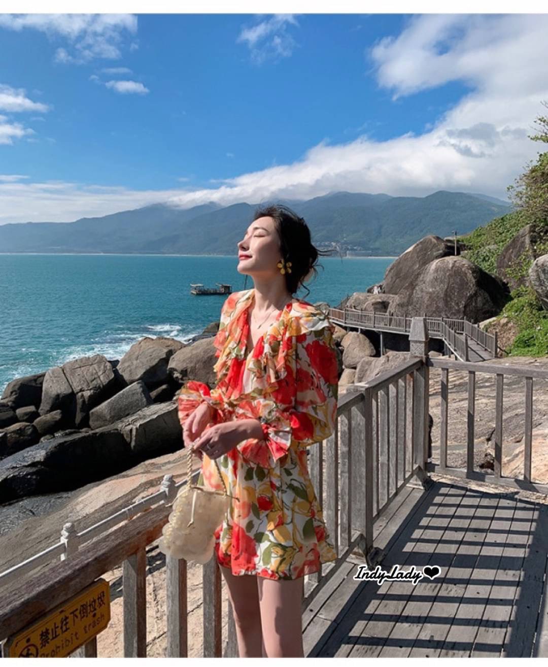Jumpsuit จั๊มสูทขาสั้น แขนยาว
