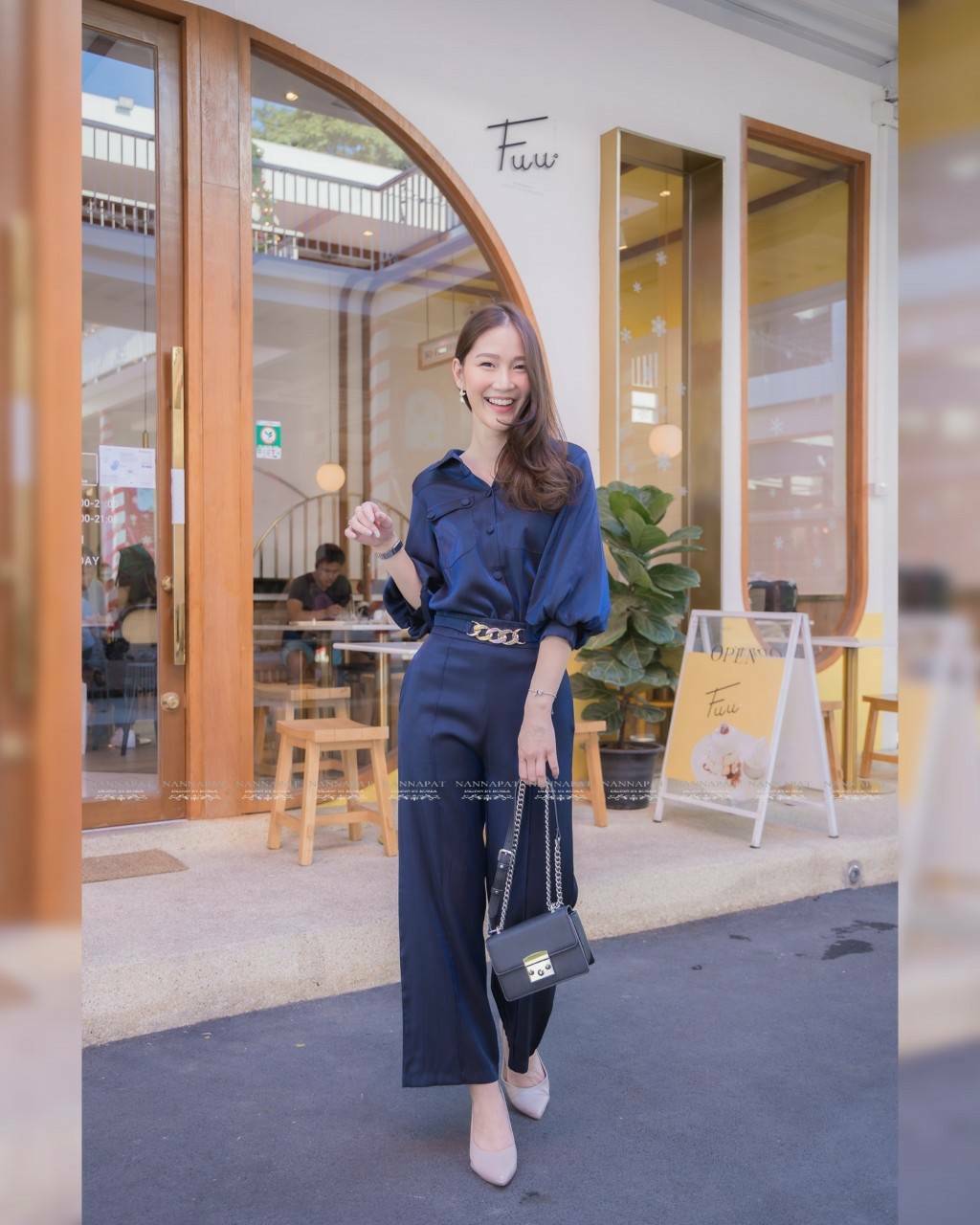 เสื้อคอปกกระดุมหน้า มีกระเป๋า