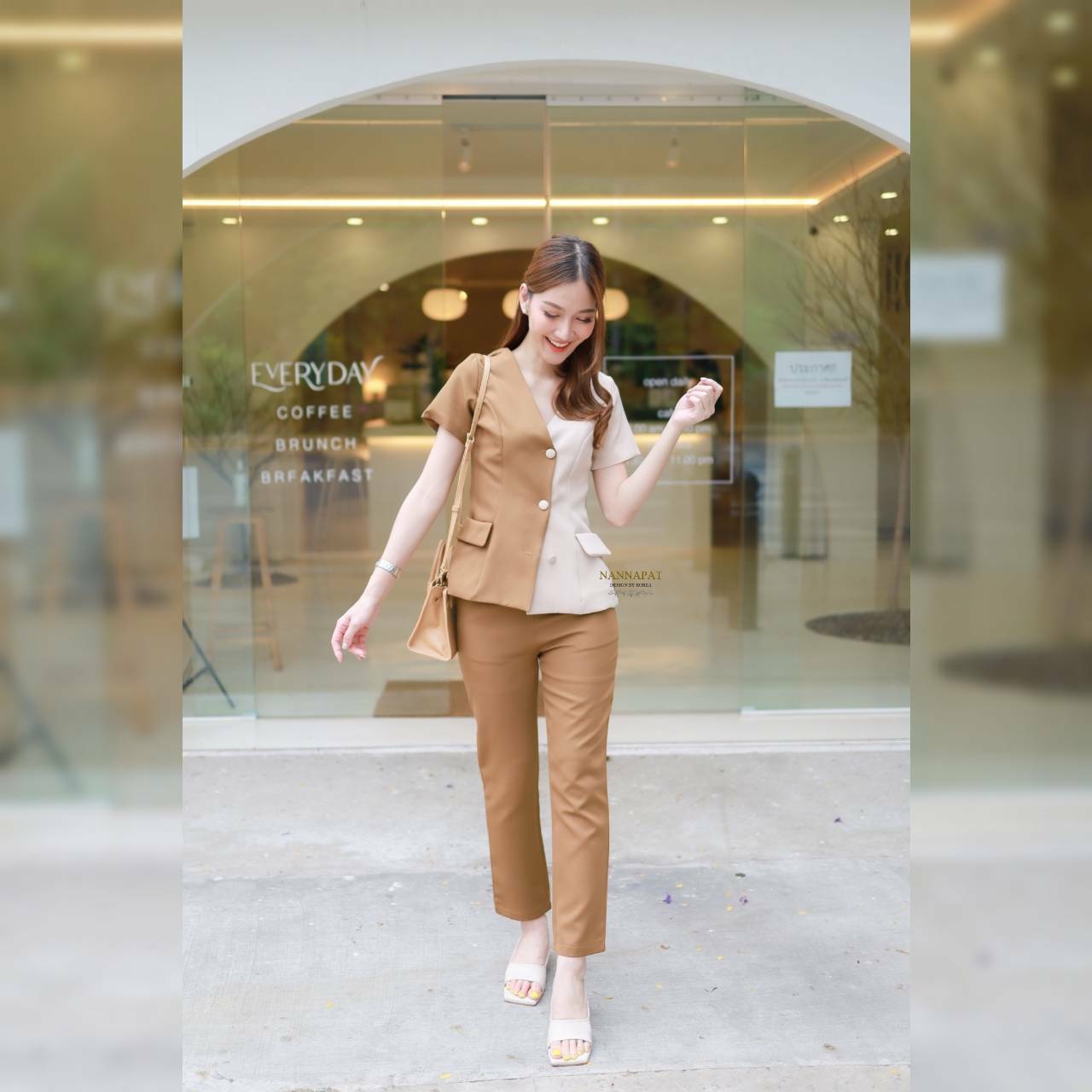 เสื้อทูโทนกระดุมหน้า