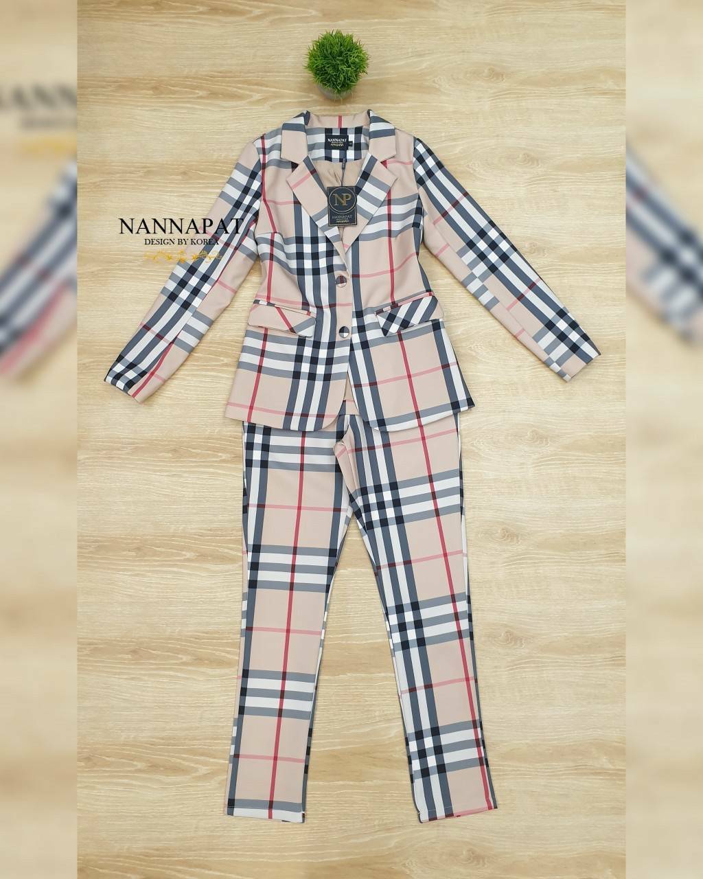 เสื้อสูทลายบลูเบอรี่ กระดุมหน้า