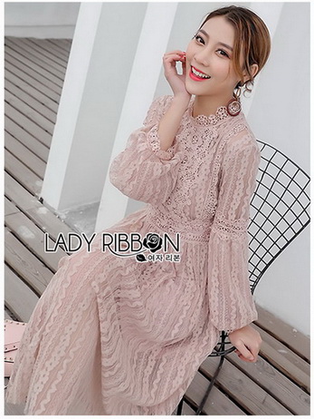 Beige Lace Dress เดรสผ้าลูกไม้สีเบจสไตล์วินเทจ