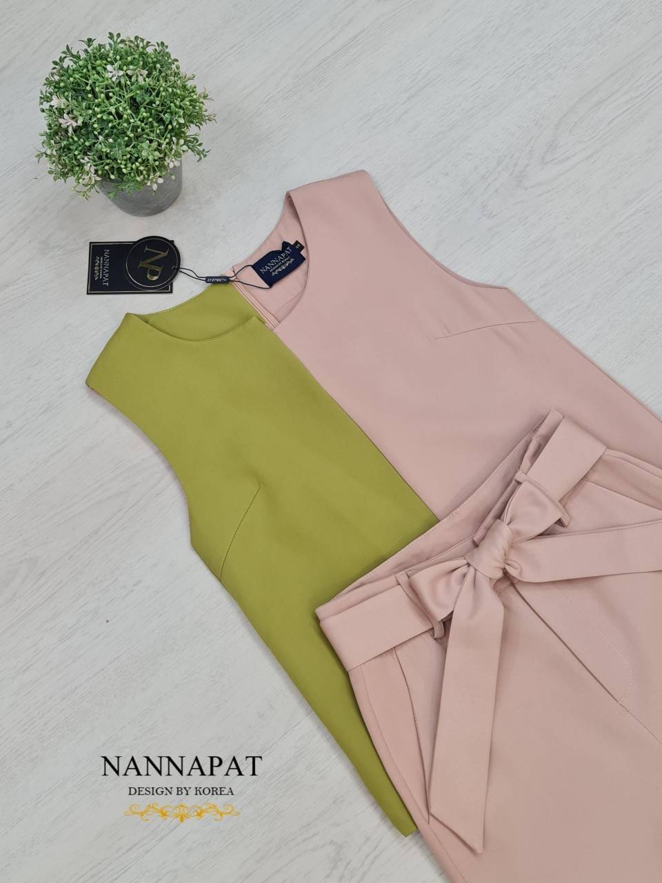 เสื้อทูโทนแขนกุด ซิปหลัง