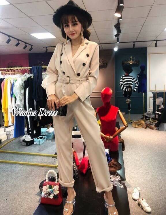 จั๊มสูทขายาวทรงสวย