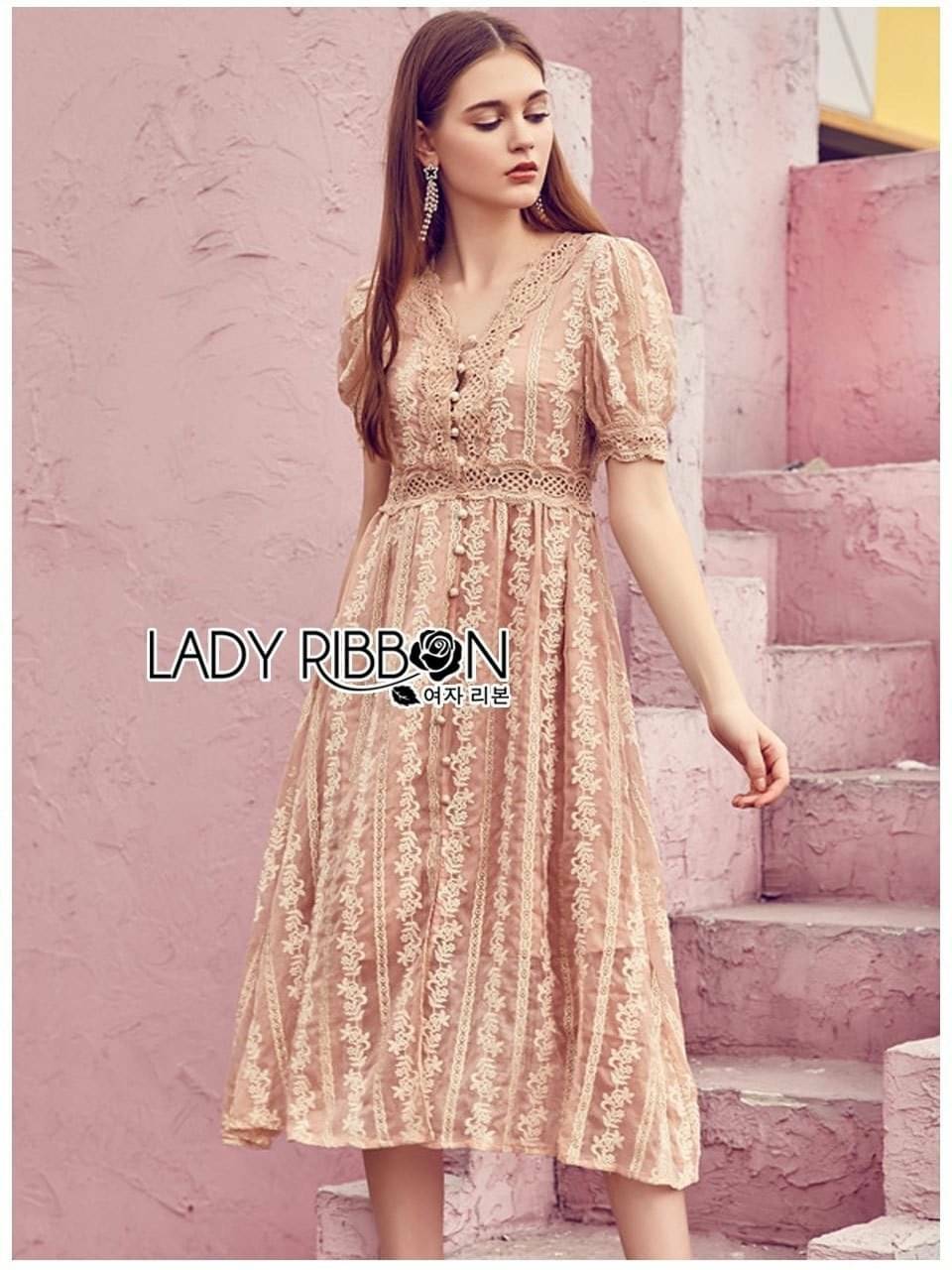 Lace Dress เดรสสีชมพู ผ้าปักดอกไม้
