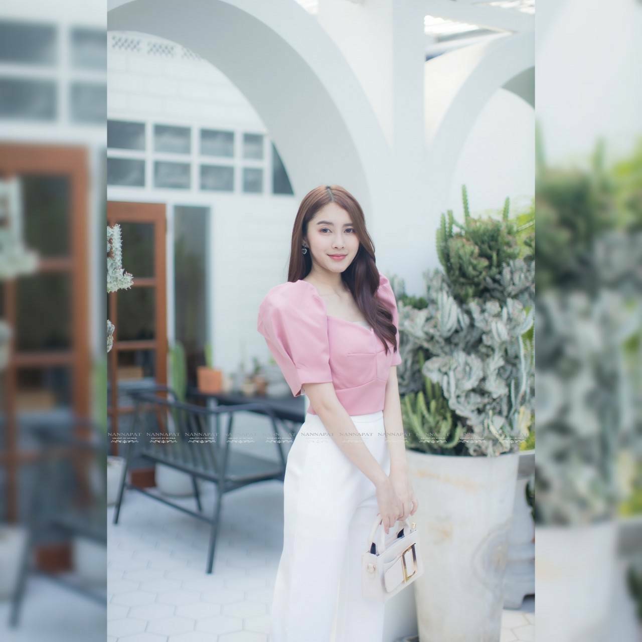 เสื้อซิปหลัง มีฟองน้ำอก