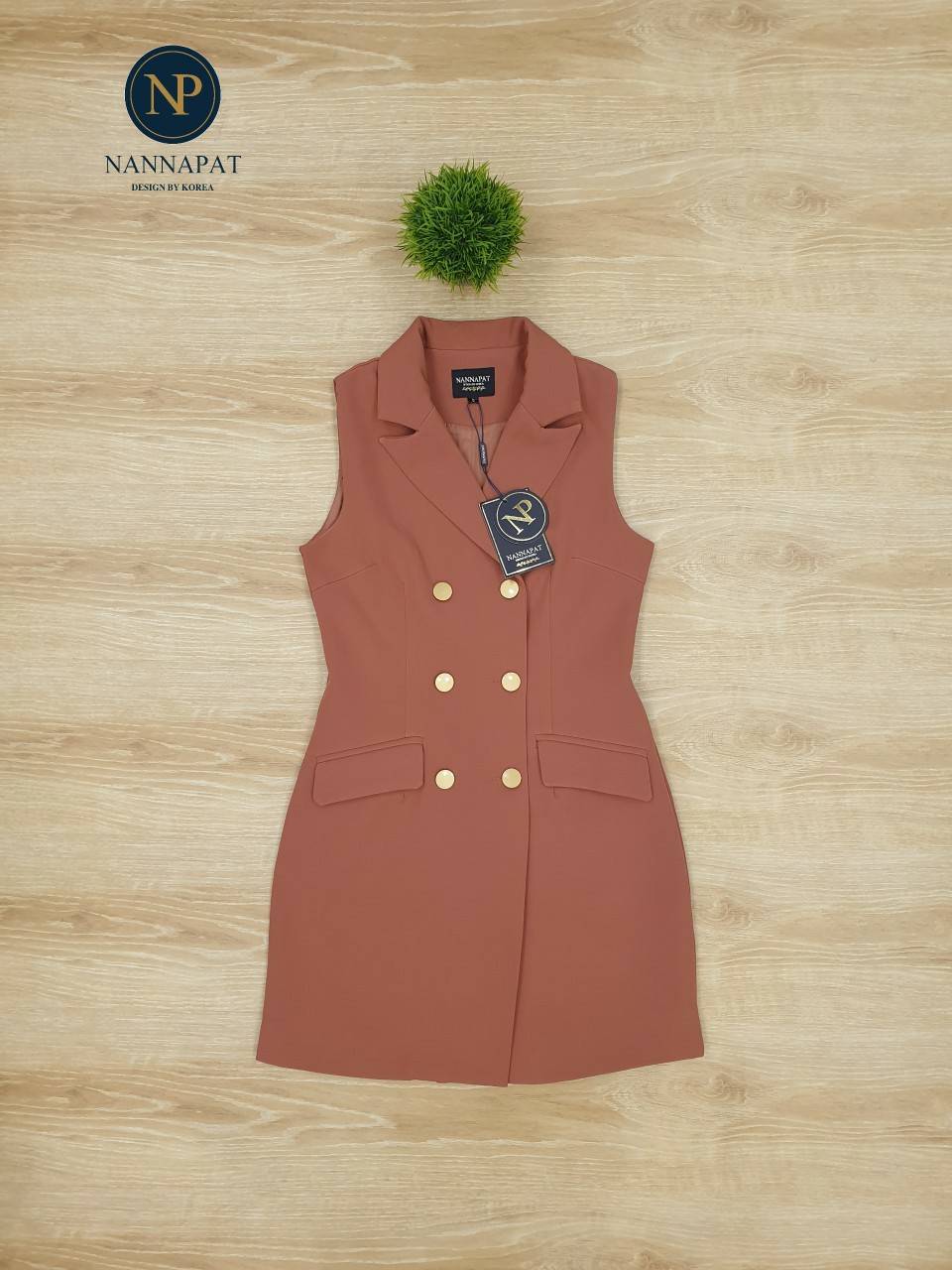 เดรสสูทผ้าสูทกระดุมหน้า