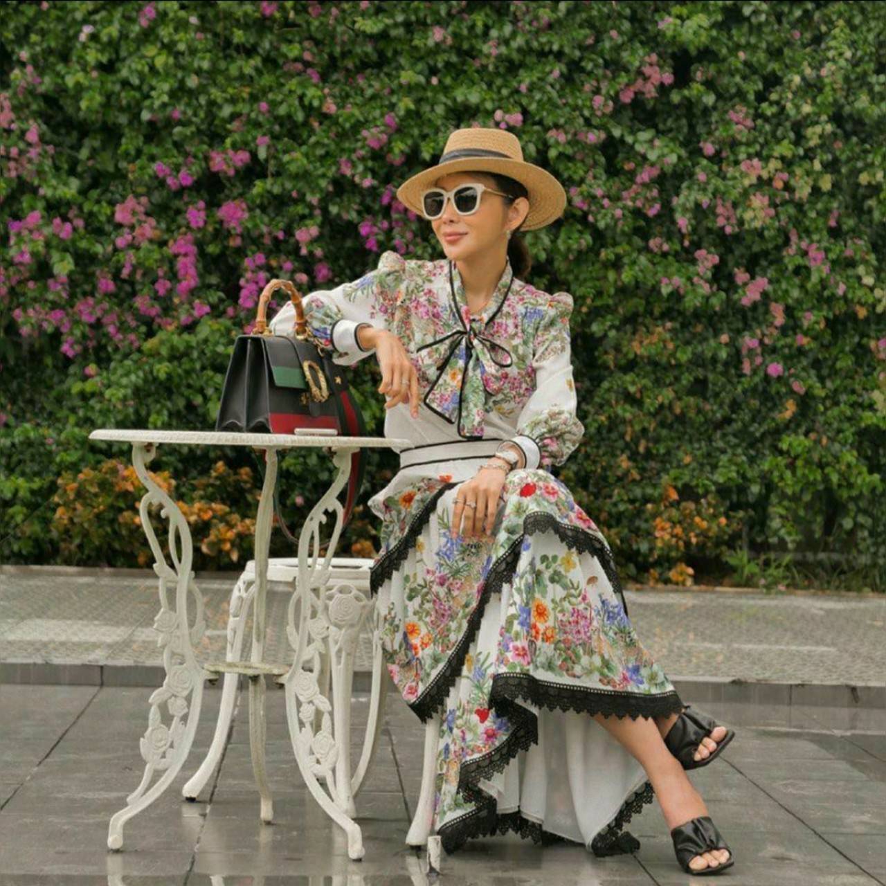 เสื้อคอปกกระดุมหน้าผูกโบว์กระโปรงยาว