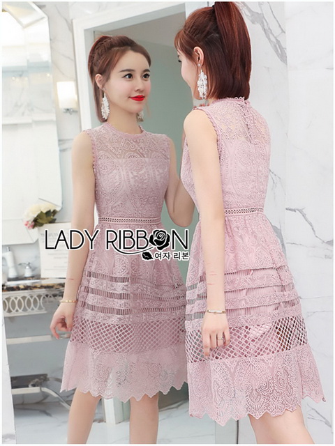 Dress เดรสสั้นผ้าลูกไม้สีชมพูอ่อนสไตล์เฟมินีน