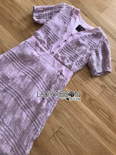 เดรสสีชมพูแขนสั้นจับสม็อคตกแต่งระบาย