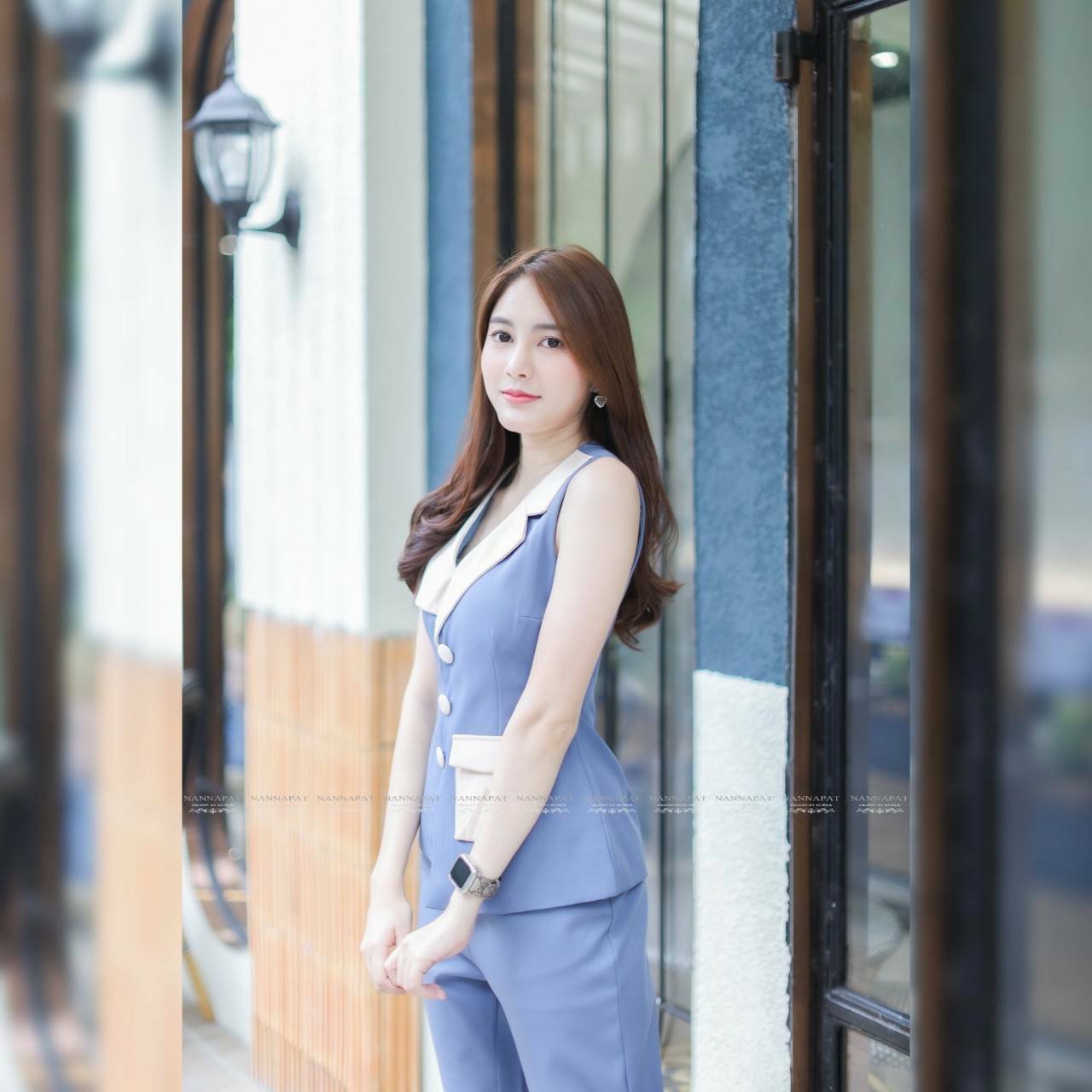 เสื้อแขนกุด คอปก กระดุมหน้า