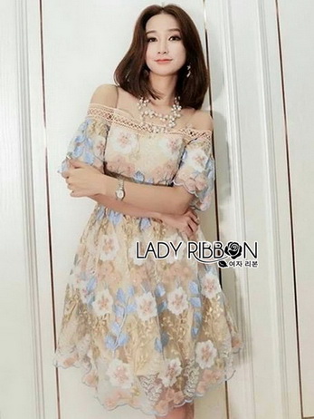 Pastel Lace Dress เดรสผ้าลูกไม้สีพาสเทล