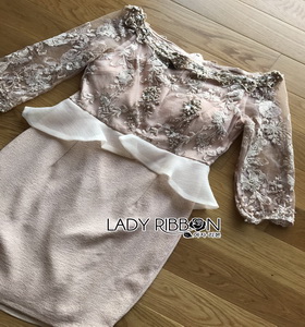 Lady Ribbon Crepe Dress เดรสผ้าทูลล์ ปักลายและตกแต่งมุก