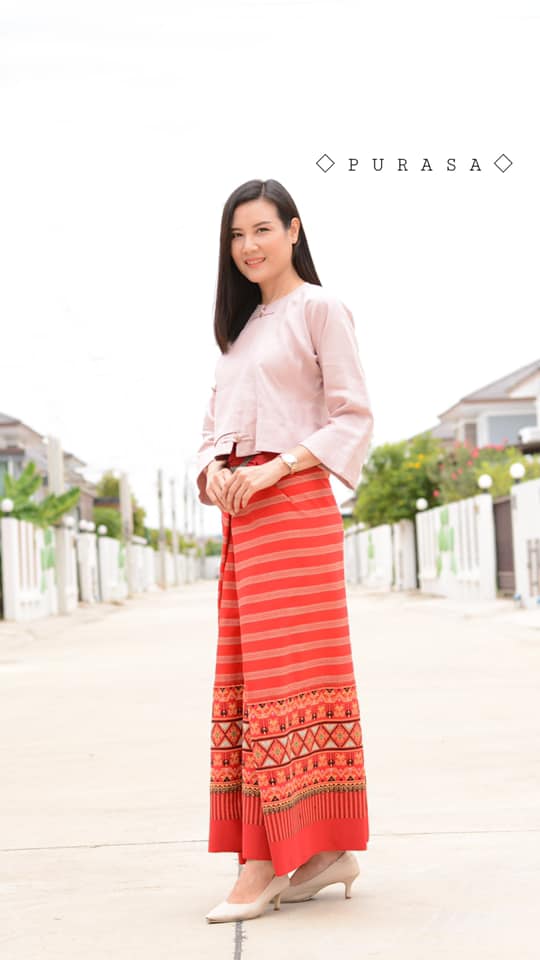 เสื้อไทลื้อผ้าลินิน
