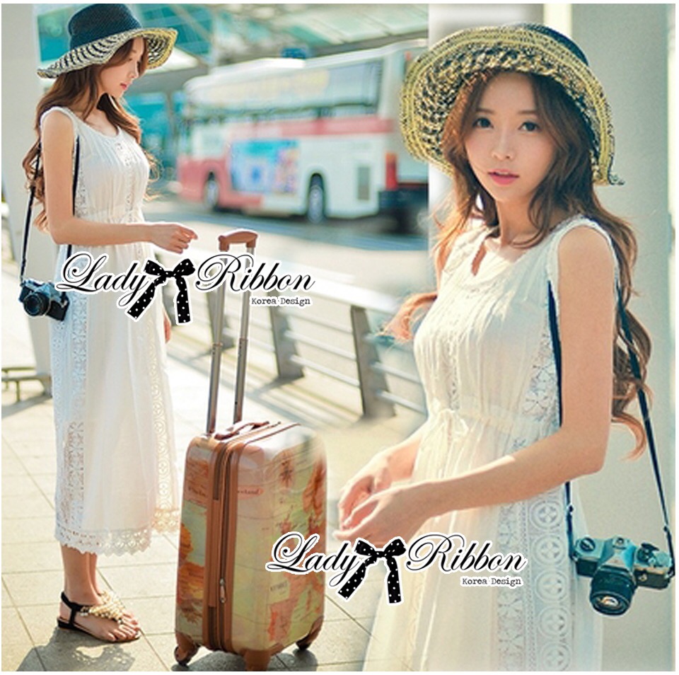 🎀 Lady Ribbon's Made 🎀 Lady Ribbon's Made Lady Ribbon White Floral Embellish Online Lace Maxi แม๊กซี่ลูกไม้ตัวยาว