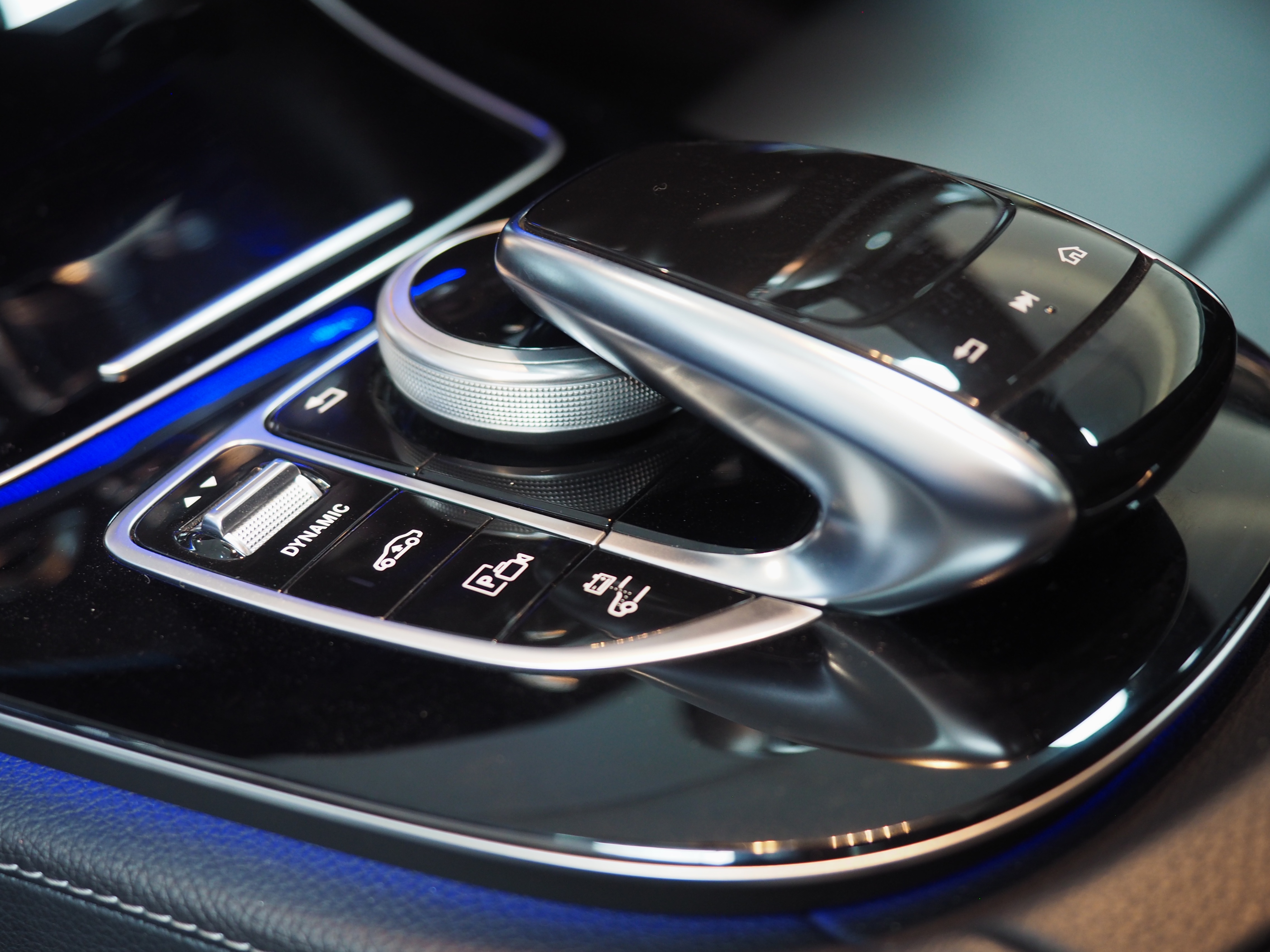 จองแล้ว E350e AMG Plug in Hybrid W213