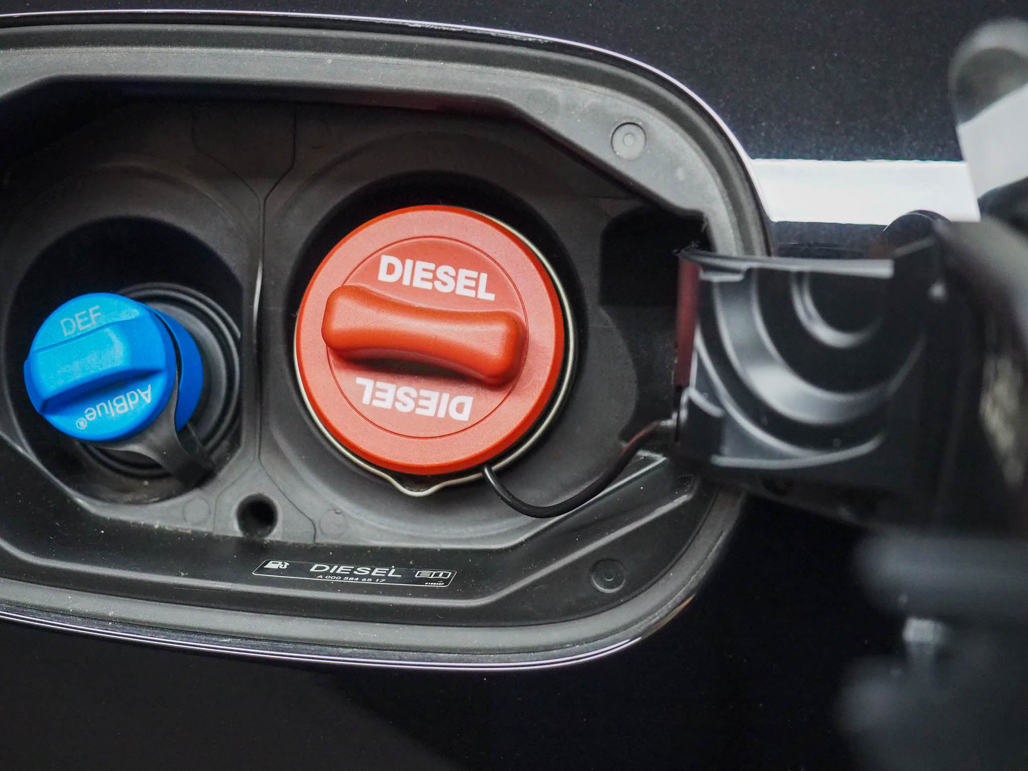 จองแล้ว C220d Avantgarde W205