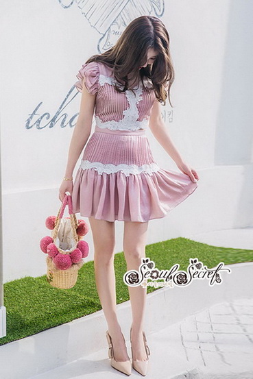 ชุดกระโปรงสวยหวานโทนสีชมพูนู๊ท