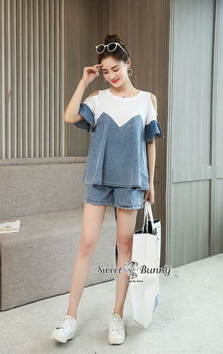 ผ้ายีนส์เนื้อนุ่มผ้าผ้าดีนิ่มใส่สบาย เสื้อทรงเว้าไหล่