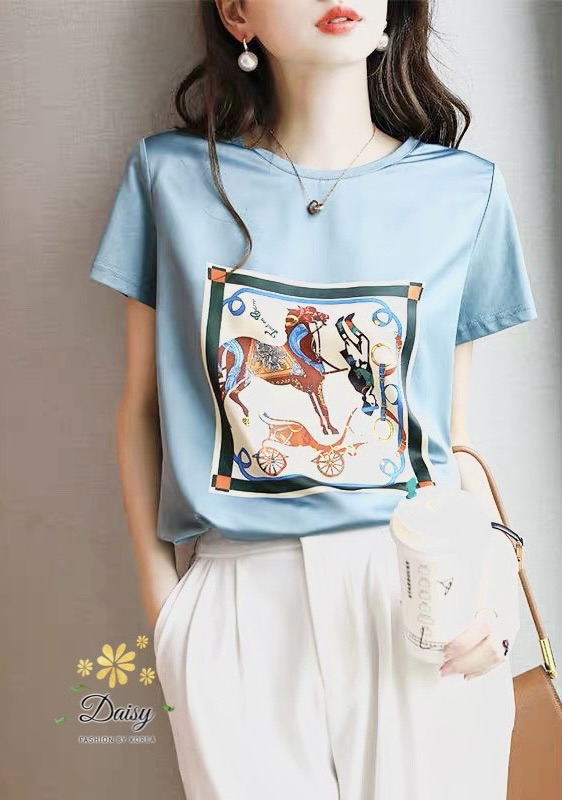 เสื้อคอกลมแขนสั้น