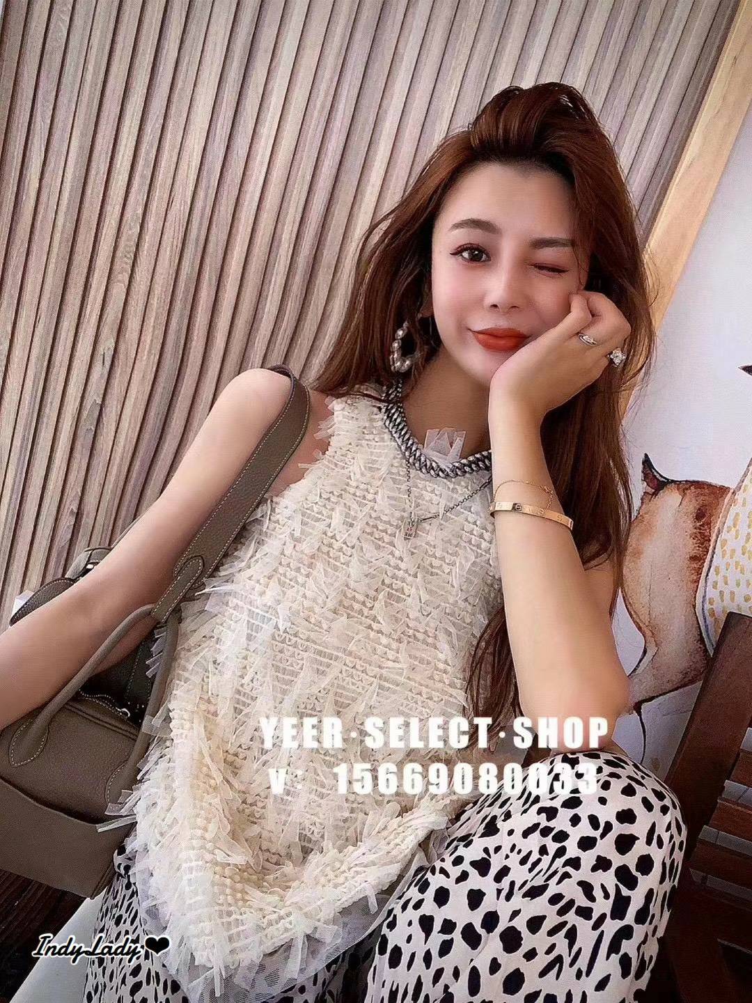 เสื้อแขนกุด ดีไซน์น่ารัก แต่งผ้ามุ้ง