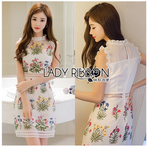 Dress เดรสผ้าลายตารางปักลายดอกไม้