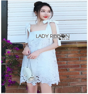 Lace Dress Lady Ribbon เดรสลายริบบิ้น