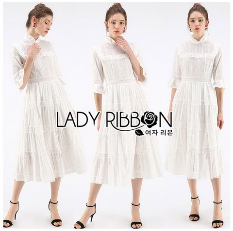Maxi Dress เดรสยาวผ้าคอตตอนปักและฉลุลายสีขาว