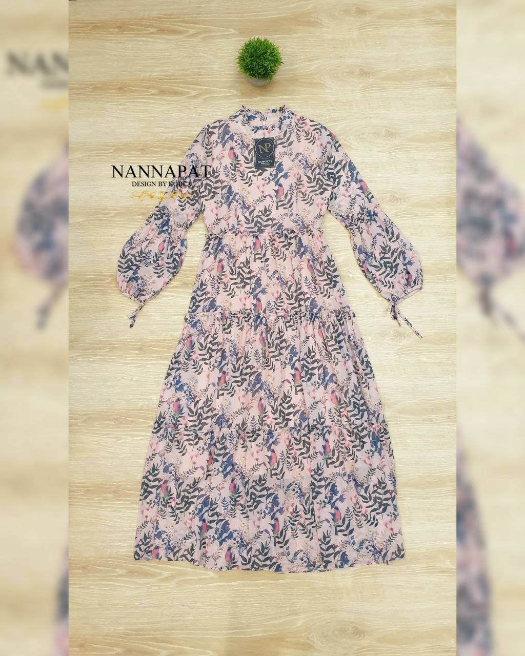 เดรสยาวซิปหลัง แขนยาวพองๆน่ารัก