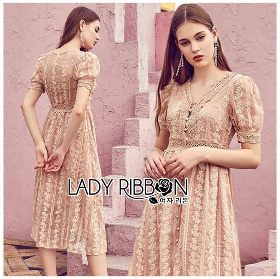 Lace Dress เดรสสีชมพู ผ้าปักดอกไม้