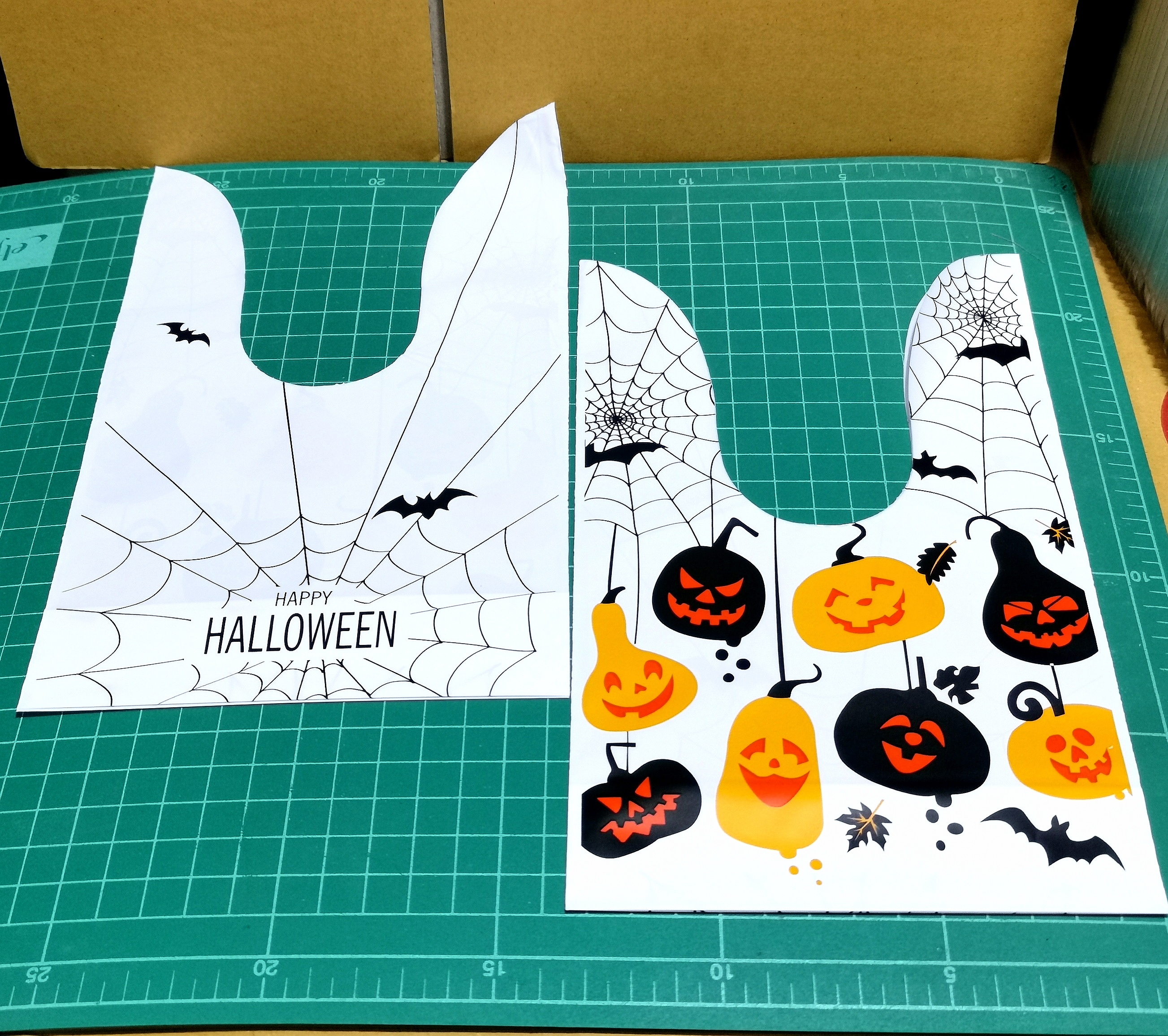 ถุงหูกระต่าย 13×22+6.5cm. / 13.5*23+6.5cm. ~50ใบ/แพ๊ค/1ลาย Halloween ฮาโลวัน ถุงพลาสติก ถุงของชำร่วย j12 bbpo