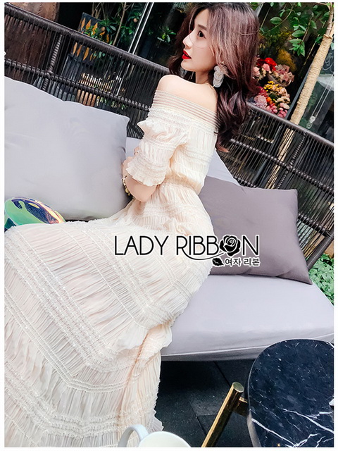 Dress เดรสยาวทรงเปิดไหล่ผ้าชีฟองจับพลีต