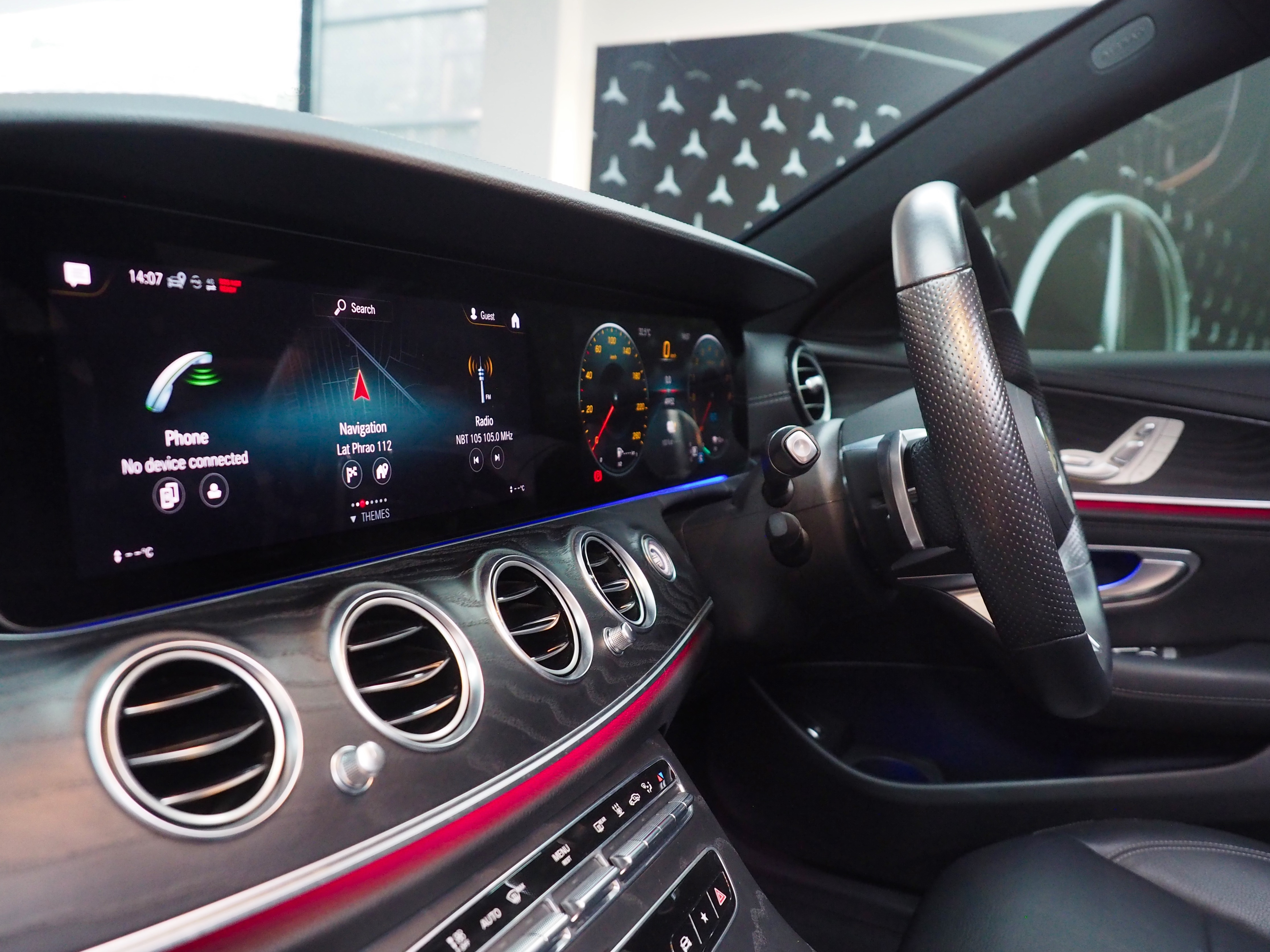 จองแล้ว E300e AMG Plug in Hybrid W213