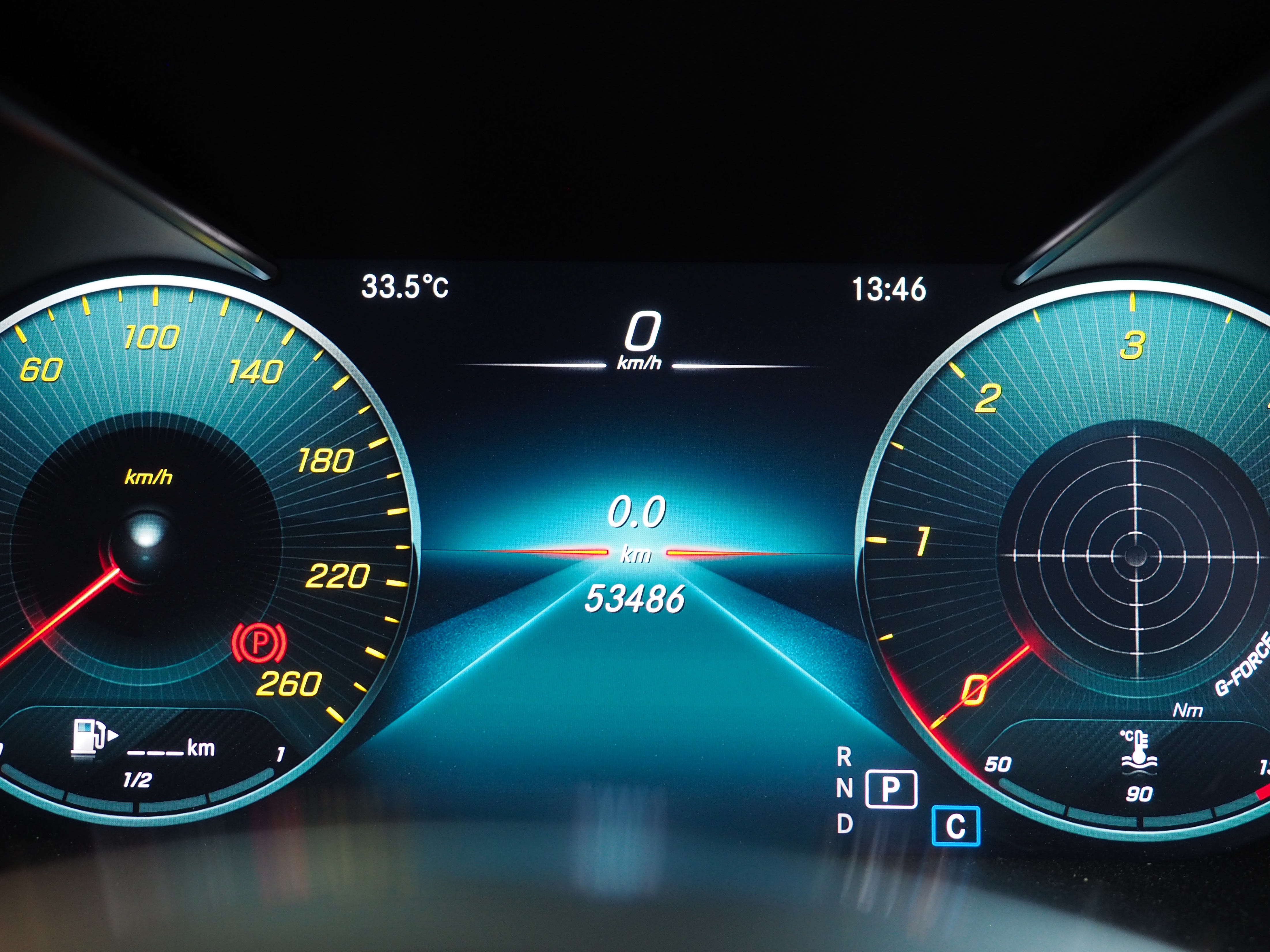 จองแล้ว GLC220d AMG Dynamic W253